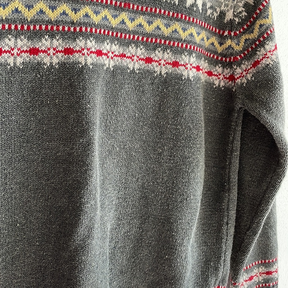 Holiday Sweater - Picture 6 of 6